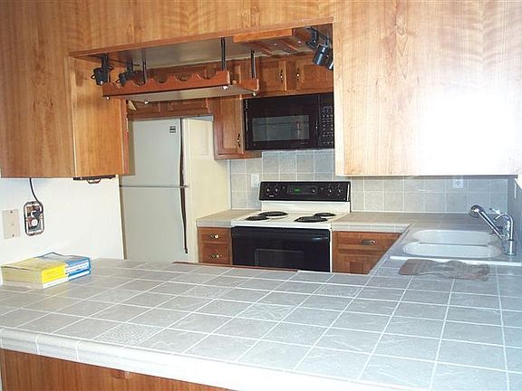 5th image of 2820 Palo Verde Dr NE APT A