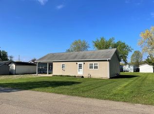 22 N McDonald St, The Plains, OH 45780