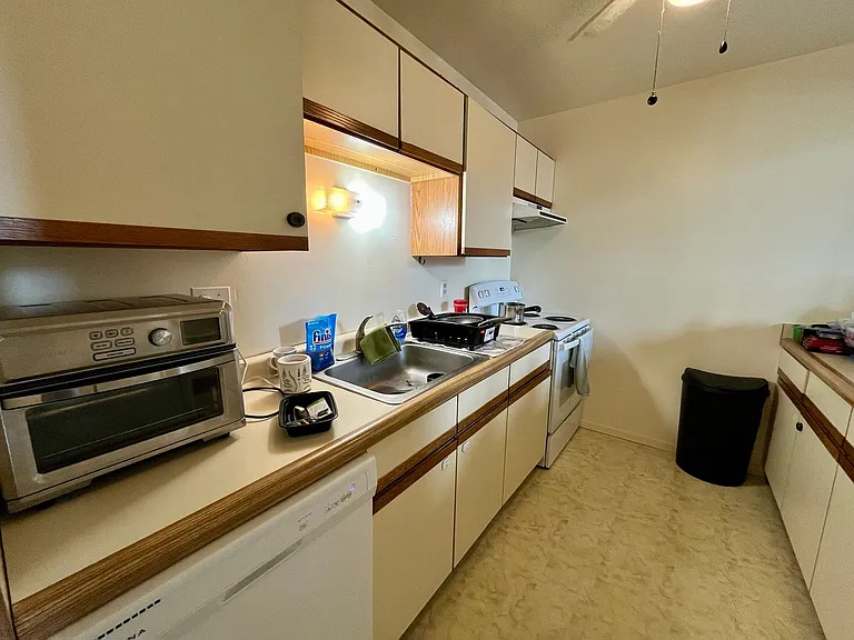 319 South St — Photo 7