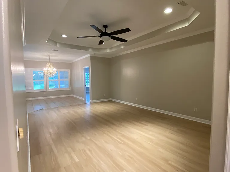 126 Kathryne Bailey Dr — Photo 3