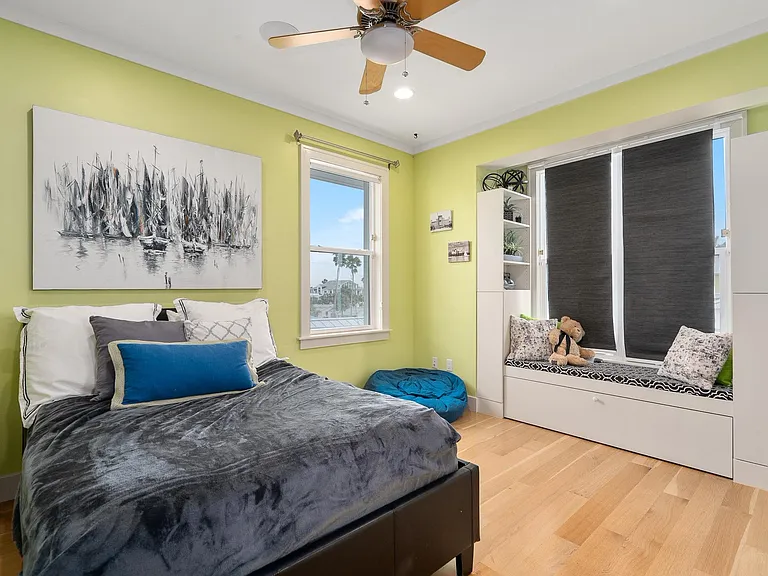 1205 Gulf Way St — Photo 37