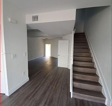5th image of 8830 W Flagler St APT 3