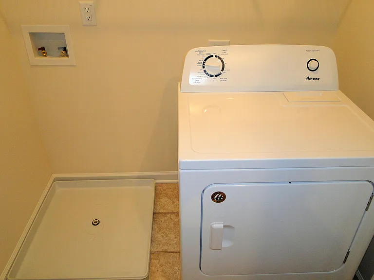 8814 Commons Townes Dr — Photo 10