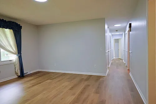 205 Tamassee Dr Photo 1