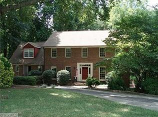 5196 Huntcliff Trl, Winston Salem, NC 27104