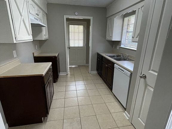 2nd image of 14922-24 Central Woods Ave #14922