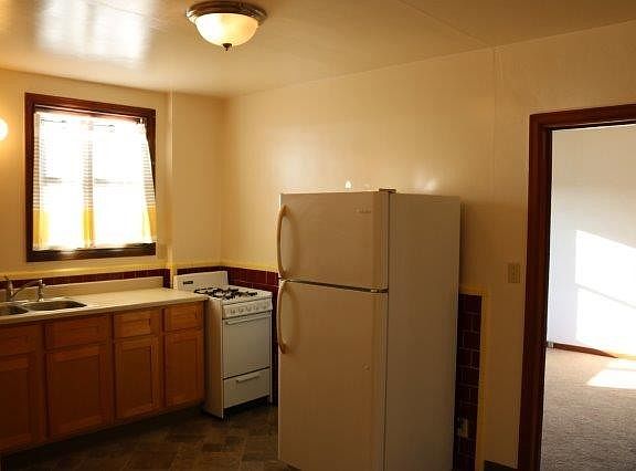 2nd image of 1750 H St APT 6