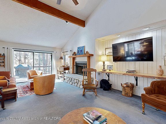 5th image of 123 Singing Pines Rd