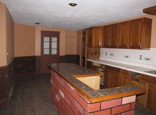 551 Glades Ave, Labelle, FL 33935