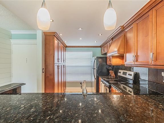 4th image of 6210 Sun Blvd APT 109