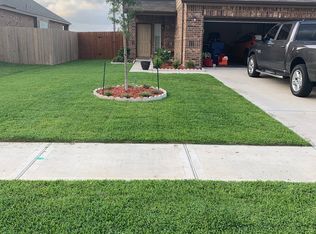 9410 Yellow Rose Dr, Texas City, TX 77591