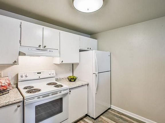 4th image of 6007 E 6th Ave APT W8