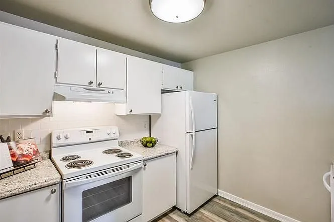 6007 E 6th Ave #W8 — Photo 4