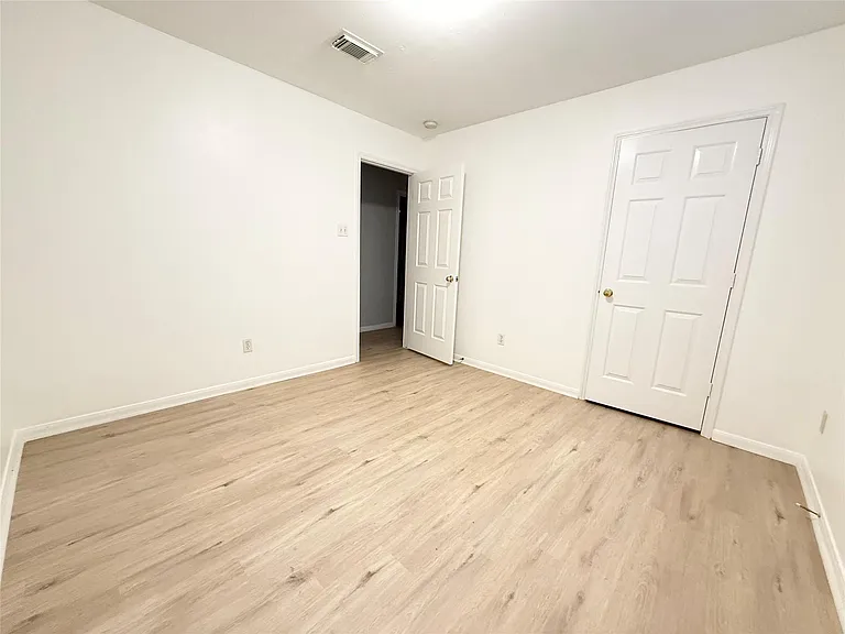 13810 Audra Ln — Photo 9