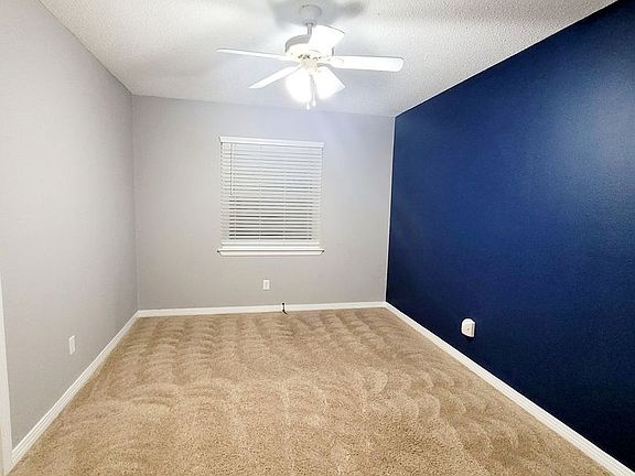 5th image of 12020 Longwood Dr