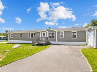 170 Manley St, Fredericton, NB E3B 7N5