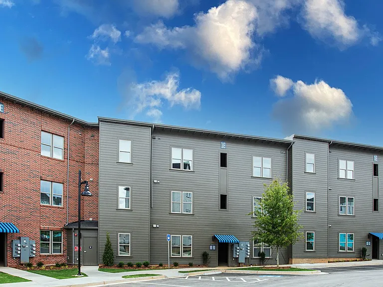 Premiere Lofts at Trilith - Luxury Apartments — Photo 37