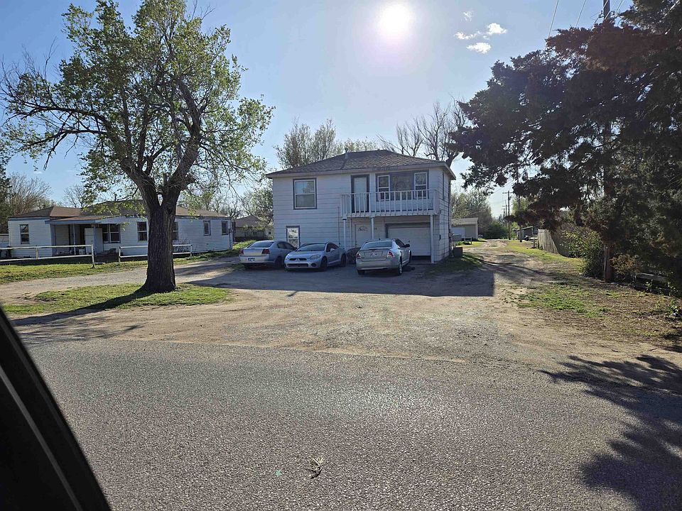 2nd image of 610 N 26th St