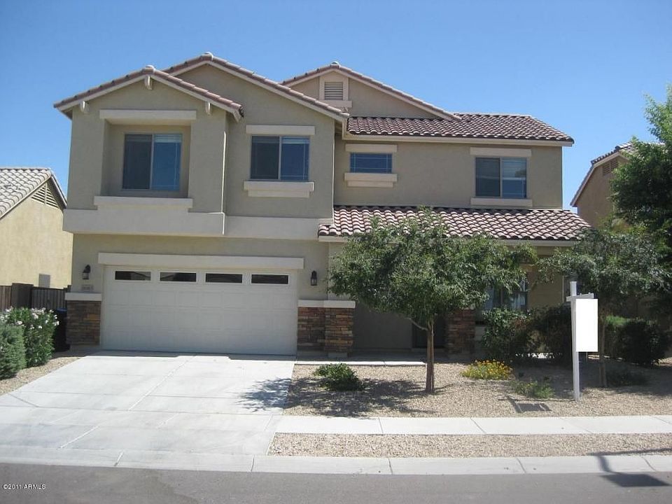 2nd image of 16363 W Canterbury Dr