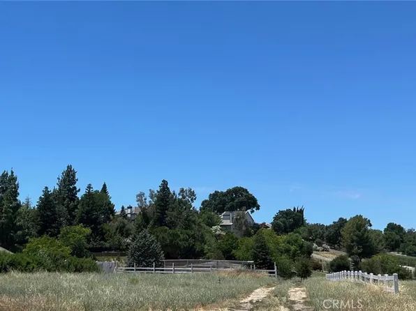 747 Rolling Hills Rd #1, Paso Robles, CA 93446