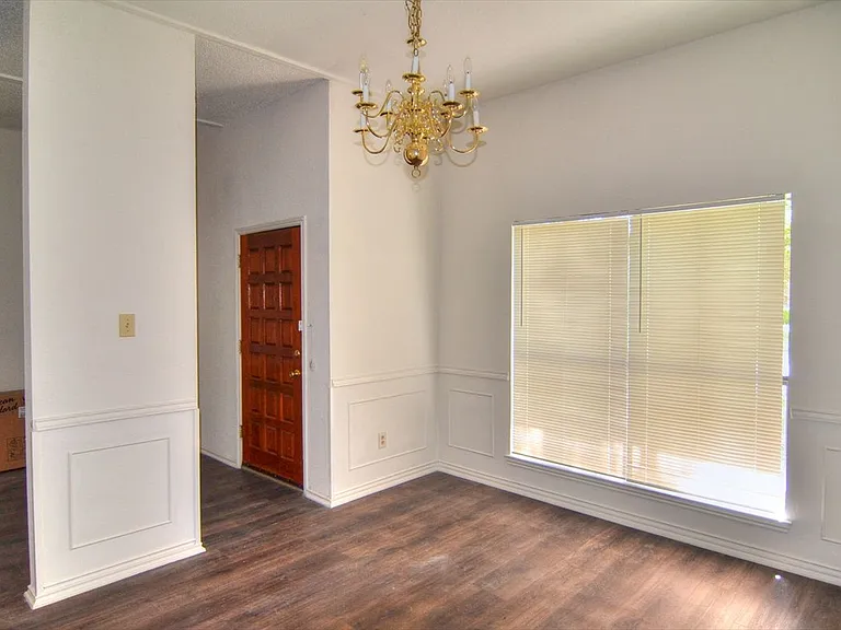 8901 Greentree Dr — Photo 7