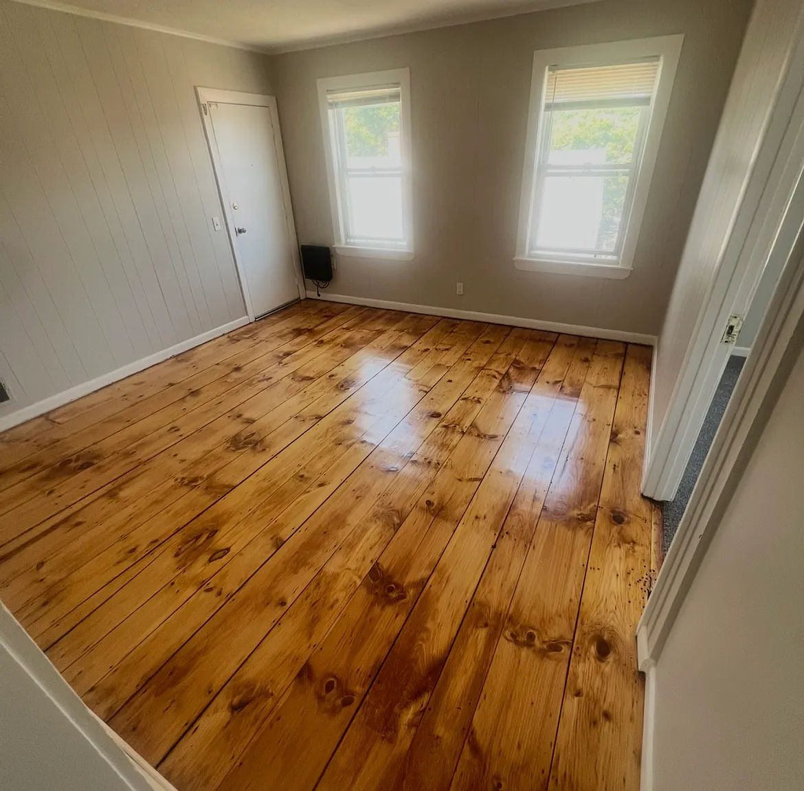 3 bed, $1,800 — Photo 1