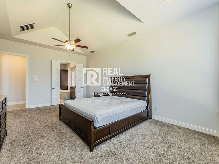 7757 Cooke Dr — Photo 28
