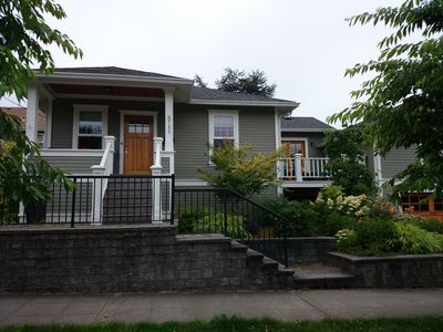 5711 Kensington Pl N, Seattle, WA, 98103