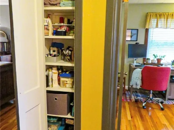 229 Kenna Dr, South Charleston, WV 25309