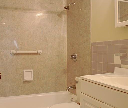 2nd image of 131 Creek St APT 8