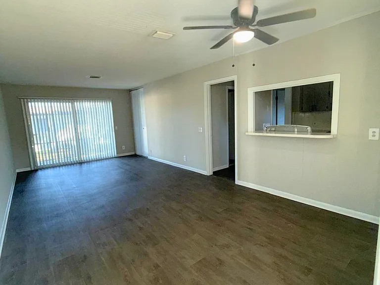 Move In Free at Cielo at University - No Admin Fee + One Month Free! — Photo 26
