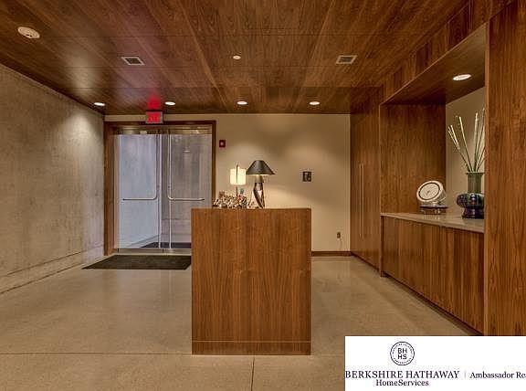 5th image of 1308 Jackson St Suite 301