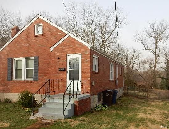 2nd image of 9 S Hartnett Ave