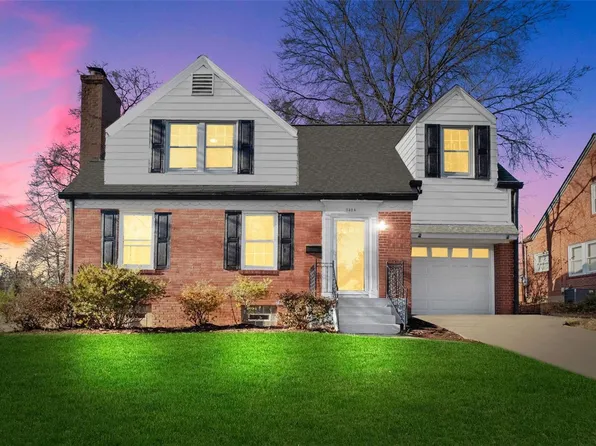 8424 Knollwood Dr, Saint Louis, MO 63121
