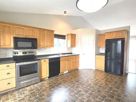5th image of 4305 S 33rd St