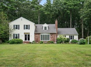 15 Crescent Ln, Sudbury, MA 01776
