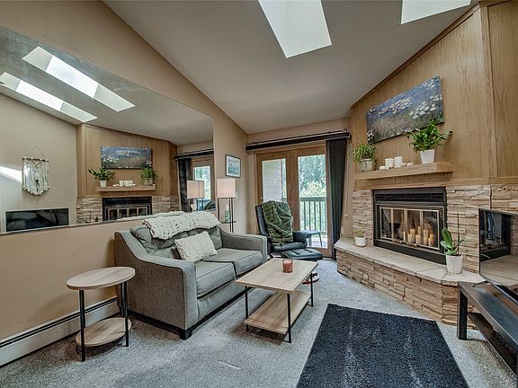 2nd image of 400 W Main Street UNIT 306
