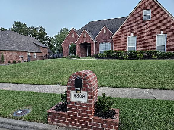 3rd image of 6809 E Galveston St
