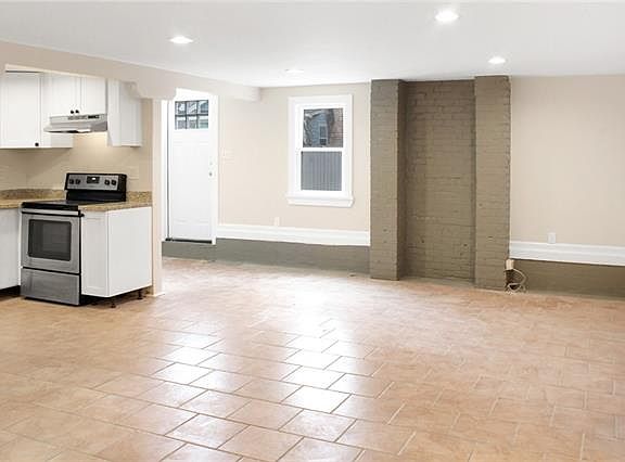 4th image of 8235 Zimpel St