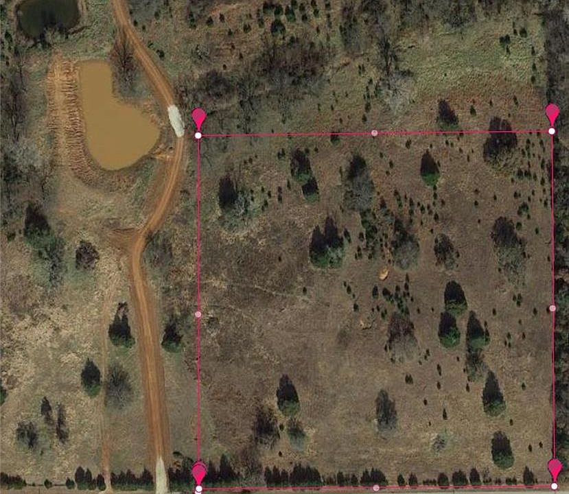 2nd image of Cemetery Rd