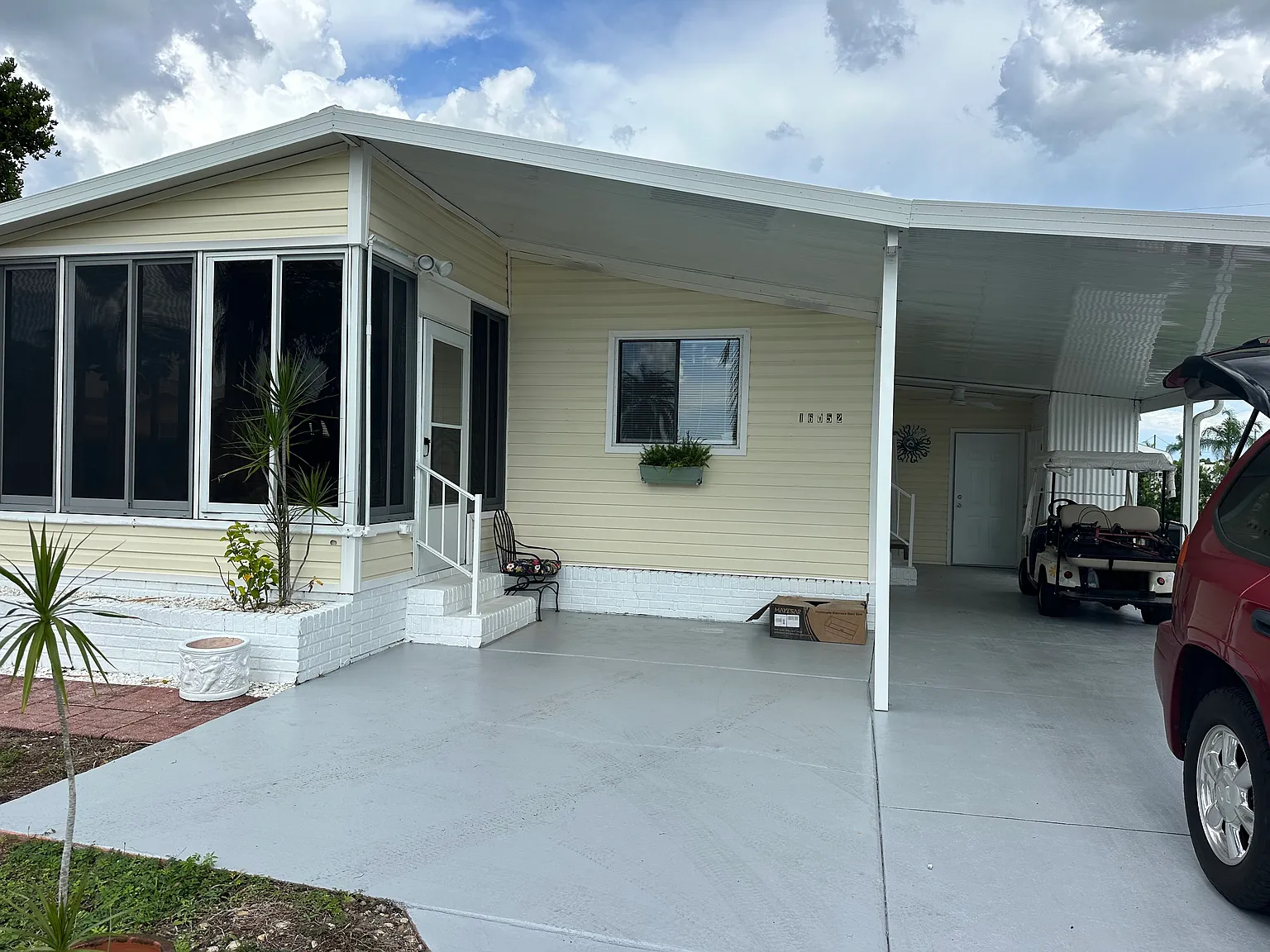 2 bed, 1000 sqft, $1,575 — Photo 1