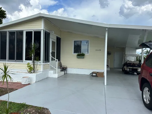 16053 Hibiscus Way, North Fort Myers, FL 33903