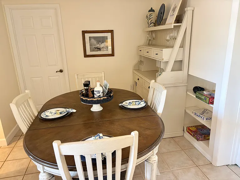 430 Coconut Dr — Photo 17