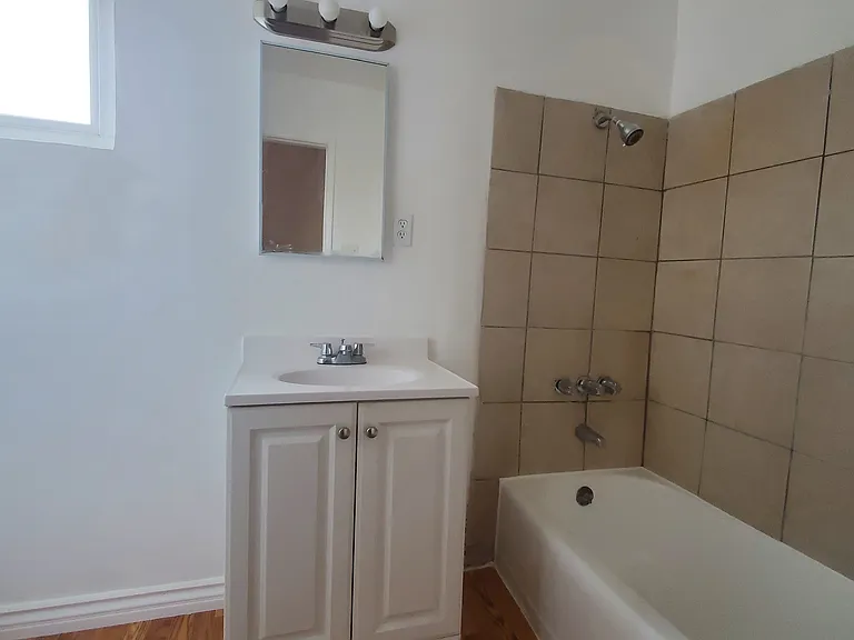 4043 Beck Ave #B — Photo 9