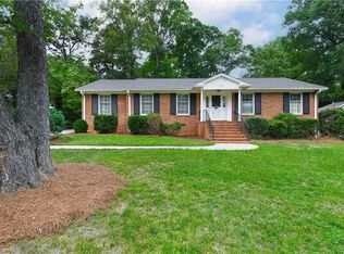 3308 Turfwood Dr, Greensboro, NC 27410