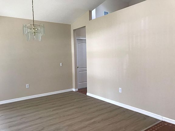5th image of 2518 Bellwood Dr