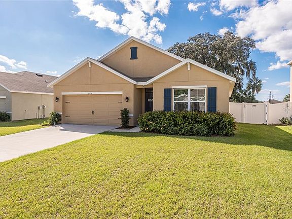 3rd image of 11851 Myrtle Rock Dr