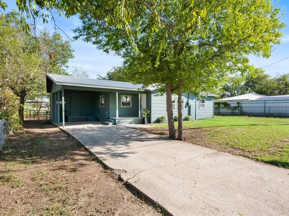 1405 SE 8 1/2 St, Mineral Wells, TX 76067