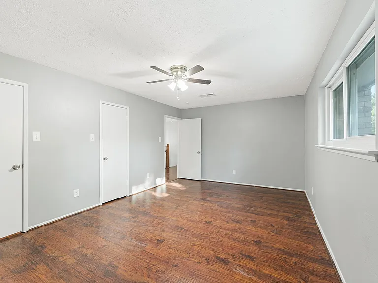 1363 Westgreen Blvd — Photo 17