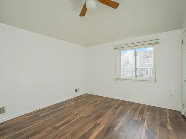 30 Westport Lane image 16 of 29